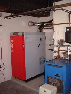 Chaudière bois Fröling S4 turbo avec relève chaudière fioul