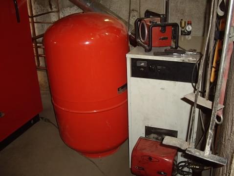 Chaudière bois inox et relève chaudière fioul